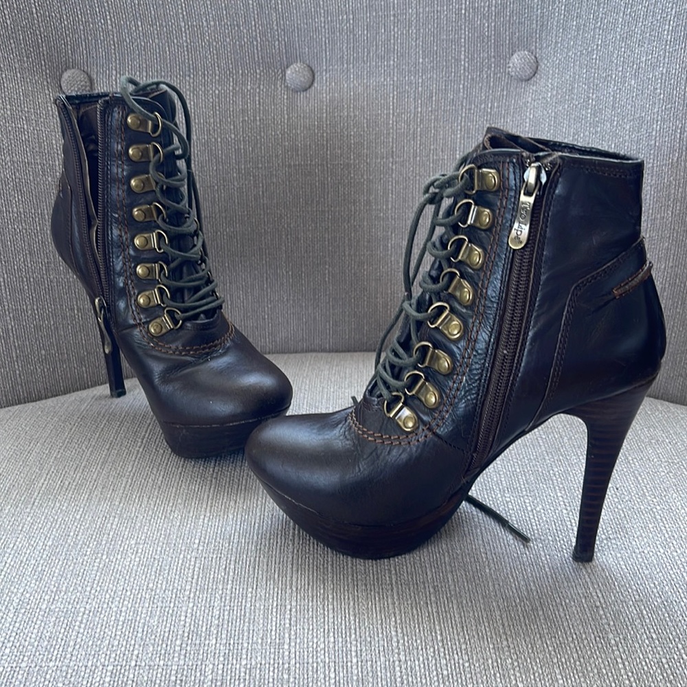 Sexy platform booties size 6